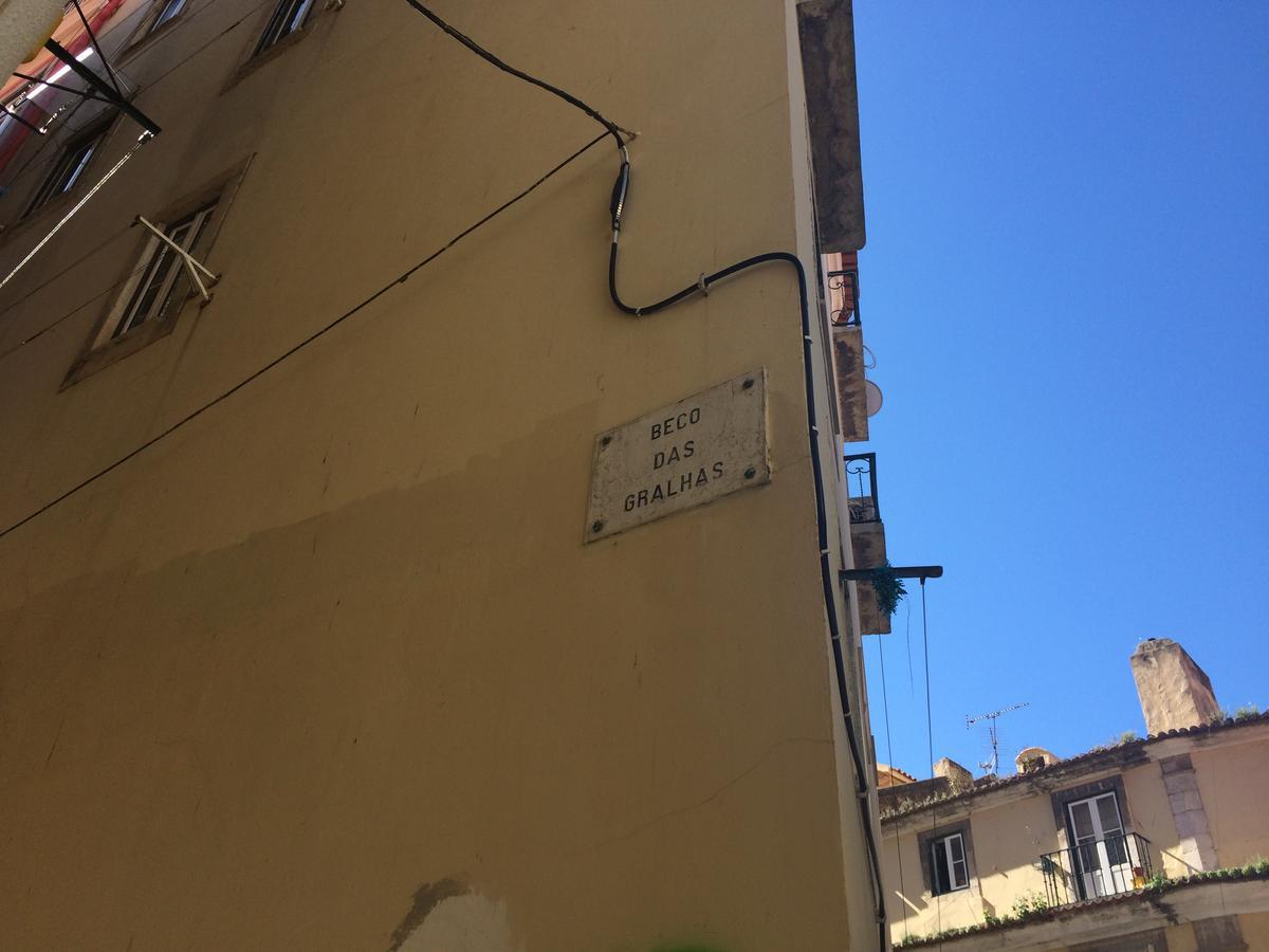 Guesthouse Castelo Lisbon Exterior photo