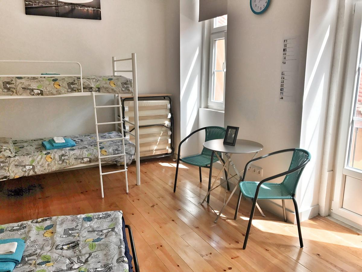 Guesthouse Castelo Lisbon Room photo